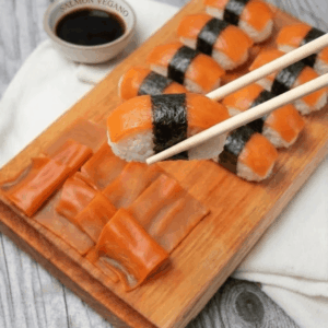 Sakmon vegano en fetas